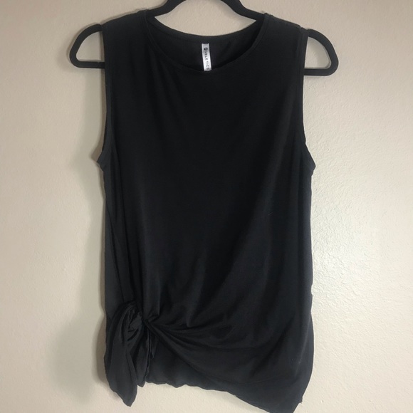 Fabletics shirt - Picture 1 of 1
